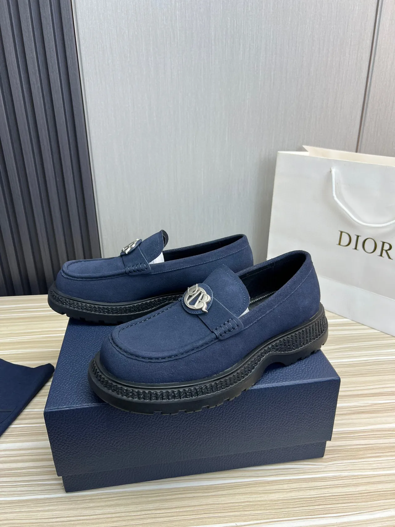 Navy Black Suede Upper Chunky Rubber Sole Loafer 8