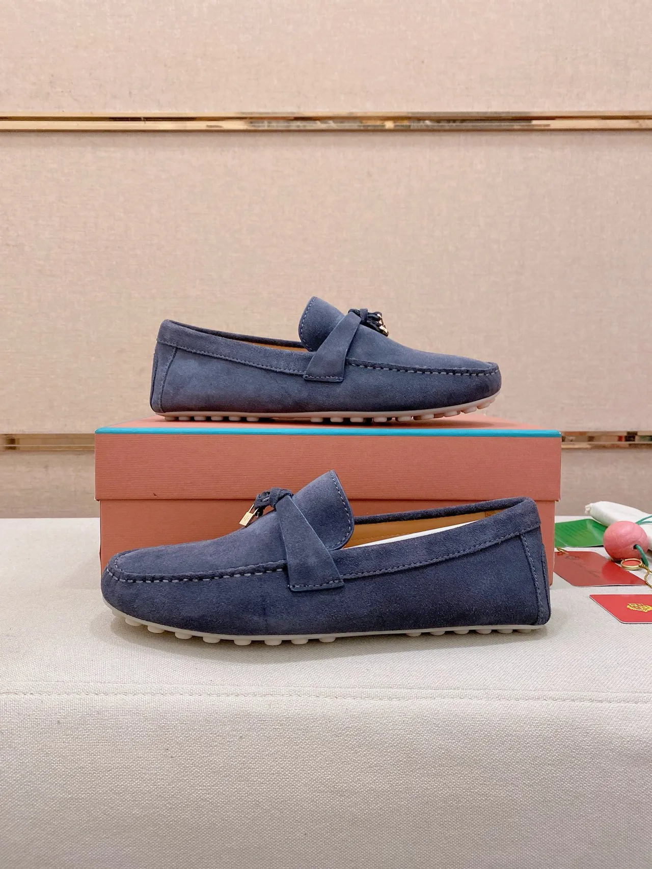 Navy White Suede Upper Moc-Toe Stitching Loafer 7