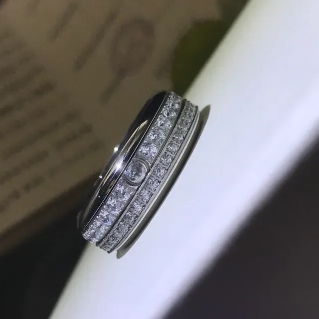 Piaget Possession Rotating Double-Band Pavé Diamond Ring 7