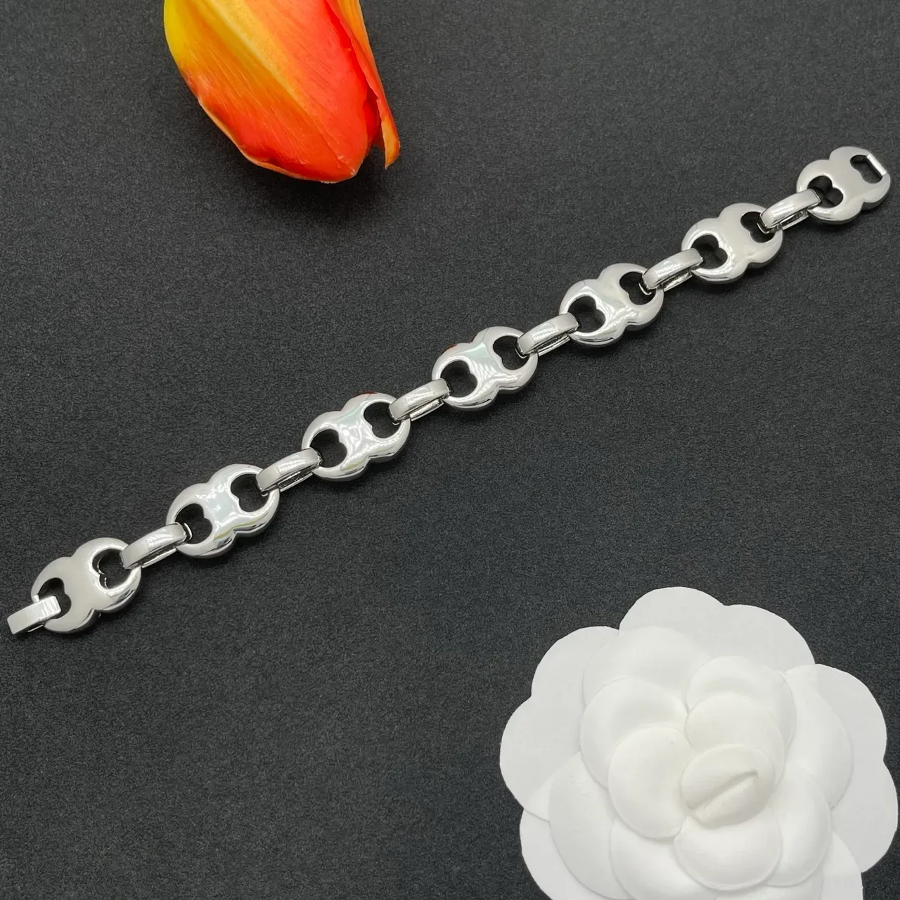 Polished Silver Heart-Cutout Chunky Link Bracelet 8
