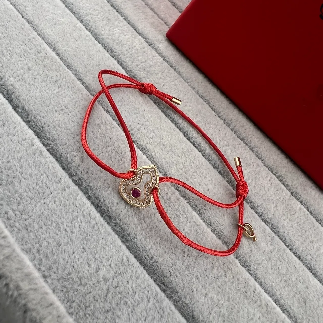 qeelin Red Gold Braided Cord Heart Charms Bracelet 5