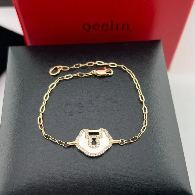 Qeelin Wulu Lock-Shape Enamel and Mother-of-Pearl Bracelet 6