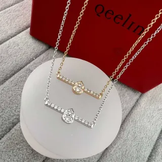 Qeelin Wulu قلادة بشريط أفقي مرصعة بالبلور