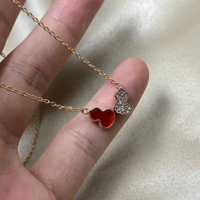 Red Gold Dual Gourd-Shaped Pendants Enamel Necklace 2