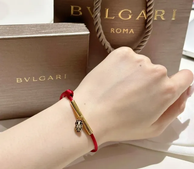 Red Gold Silk Cord Cylindrical Bar Bracelet 8