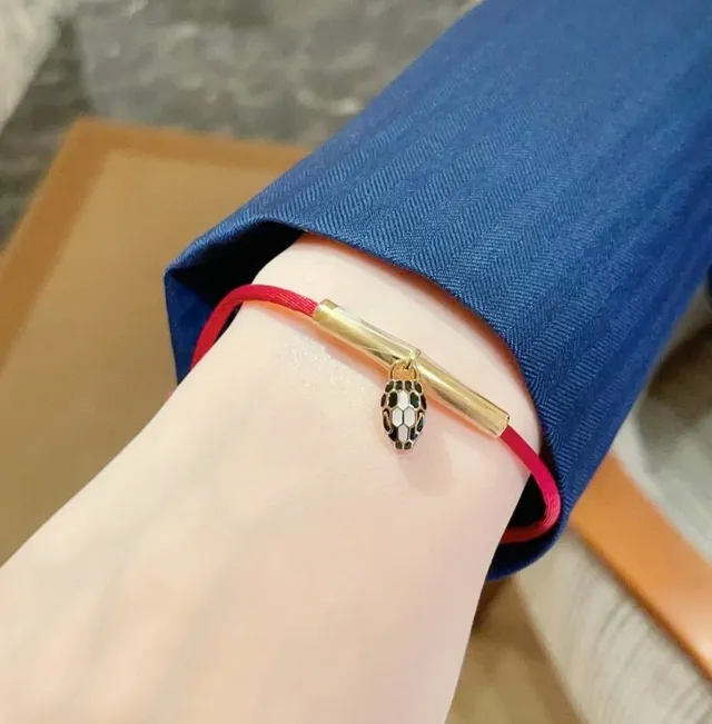 Red Gold Silk Cord Cylindrical Bar Bracelet 9