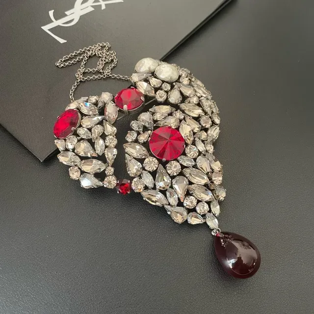 Red Silver Heart-Shaped Jeweled Pendant Multi-Gem Cluster Design Necklace 8