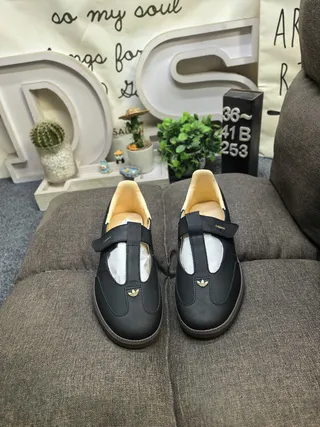 Samba Black Beige Laceless Single-Strap Mary Jane Shoes 10