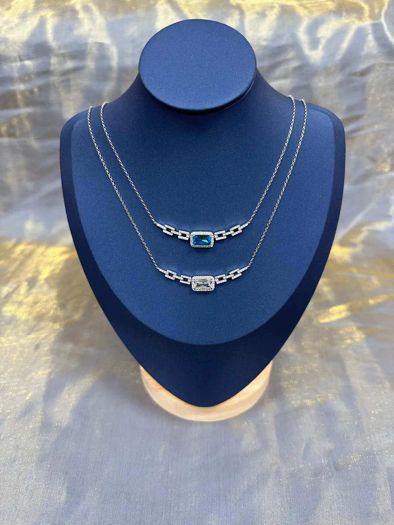 Silver Blue Pavé-Set Link Motif Rectangular Center Stone Necklace 9