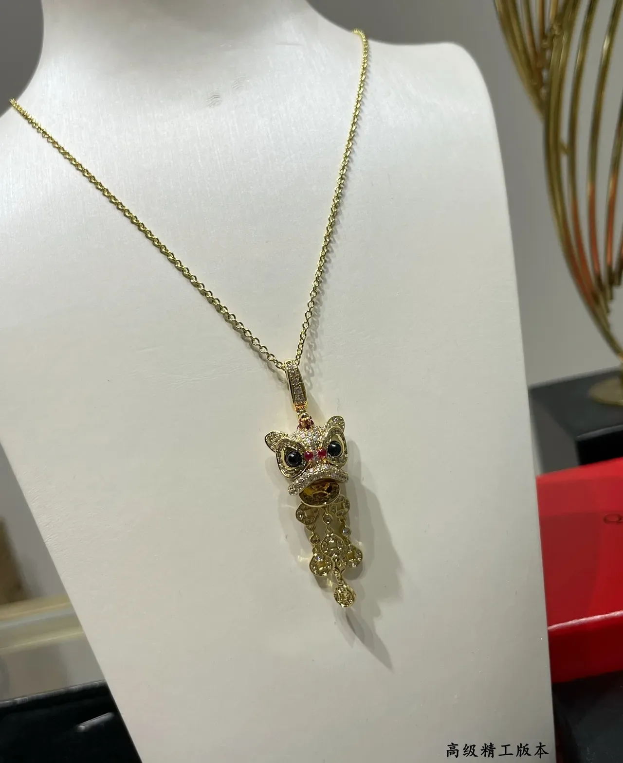 Silver Gold Animal-Head Pendants Pavé-Set Stones Necklace 4