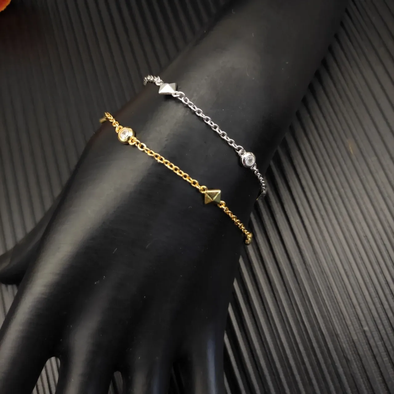 Silver Gold Fine Chain-Link Bezel-Set Stones Bracelet 3