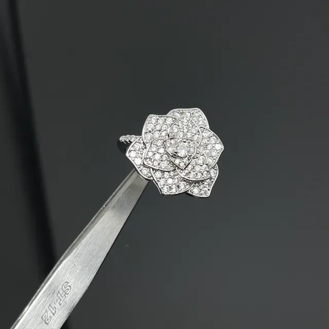 Silver Gold Floral Motif Pavé Crystal Ring 4