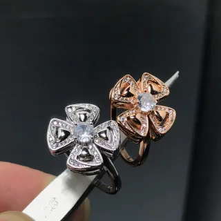 Silver Gold Flower-Shaped Pavé-Set Ring