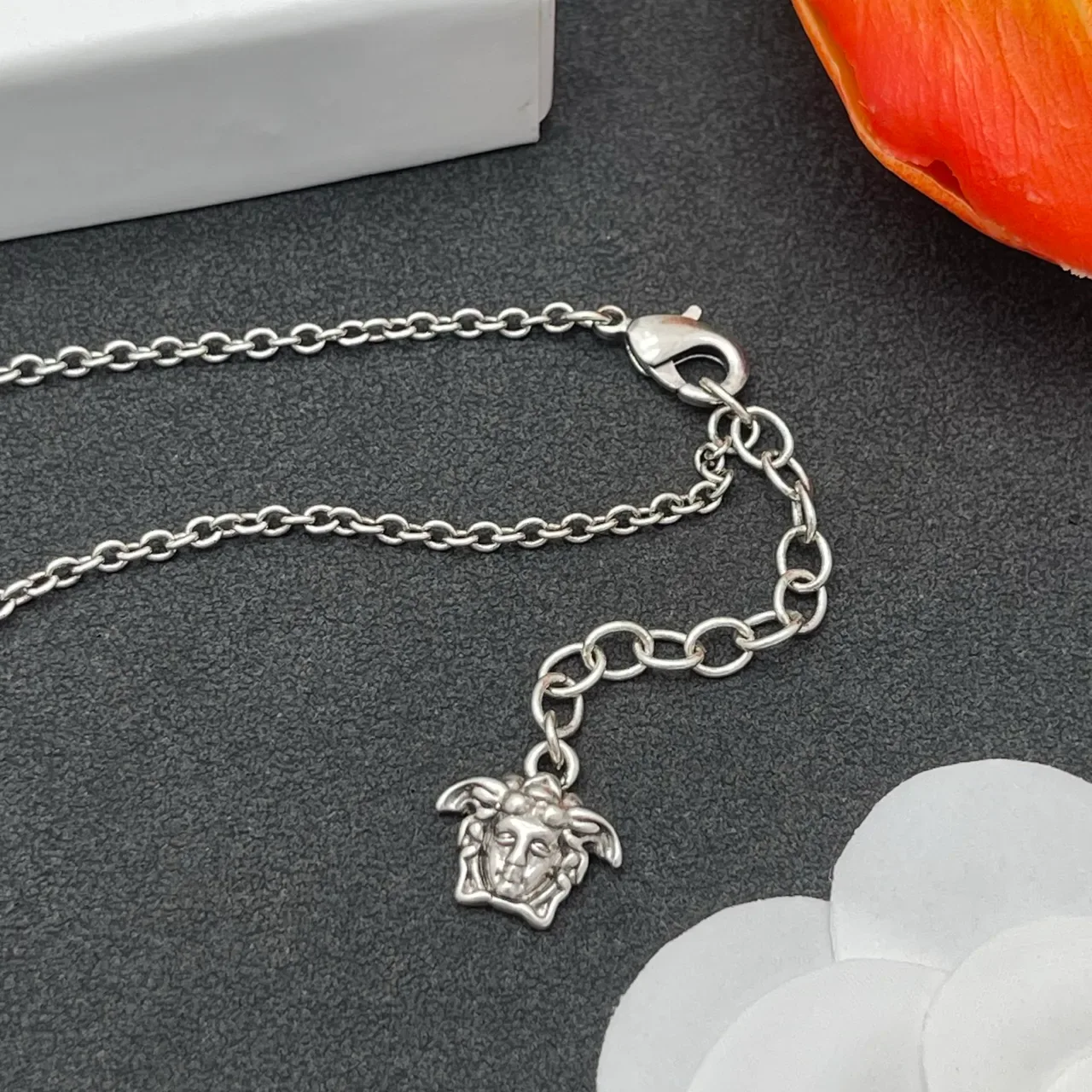 Silver Green Metal Gemstones Necklace 5