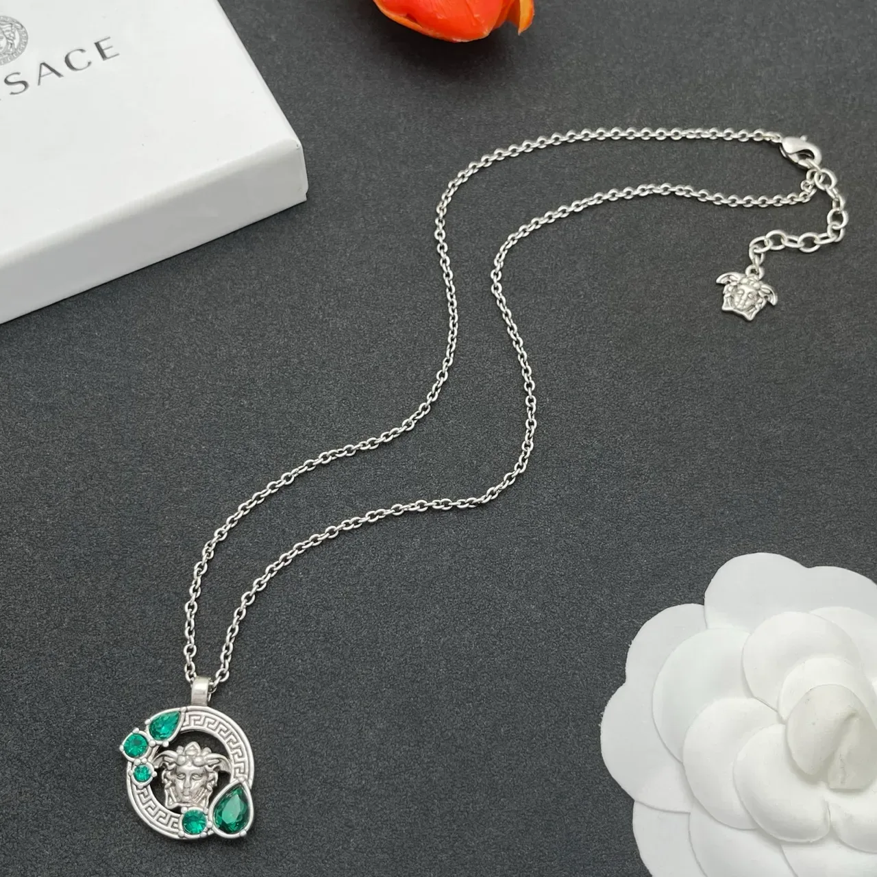 Silver Green Metal Gemstones Necklace 7