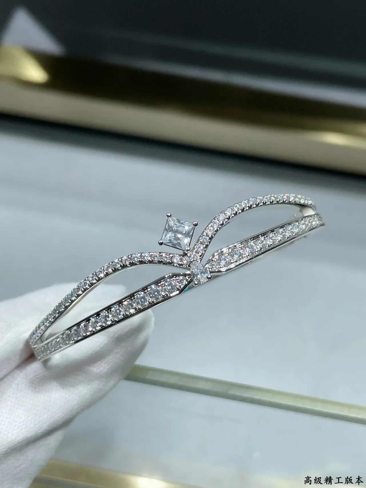 Silver Pavé-Set Dual-Band Bracelet 4