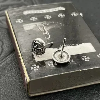 Silver-Toned Engraved Symbolic Motif Stud Earrings 5