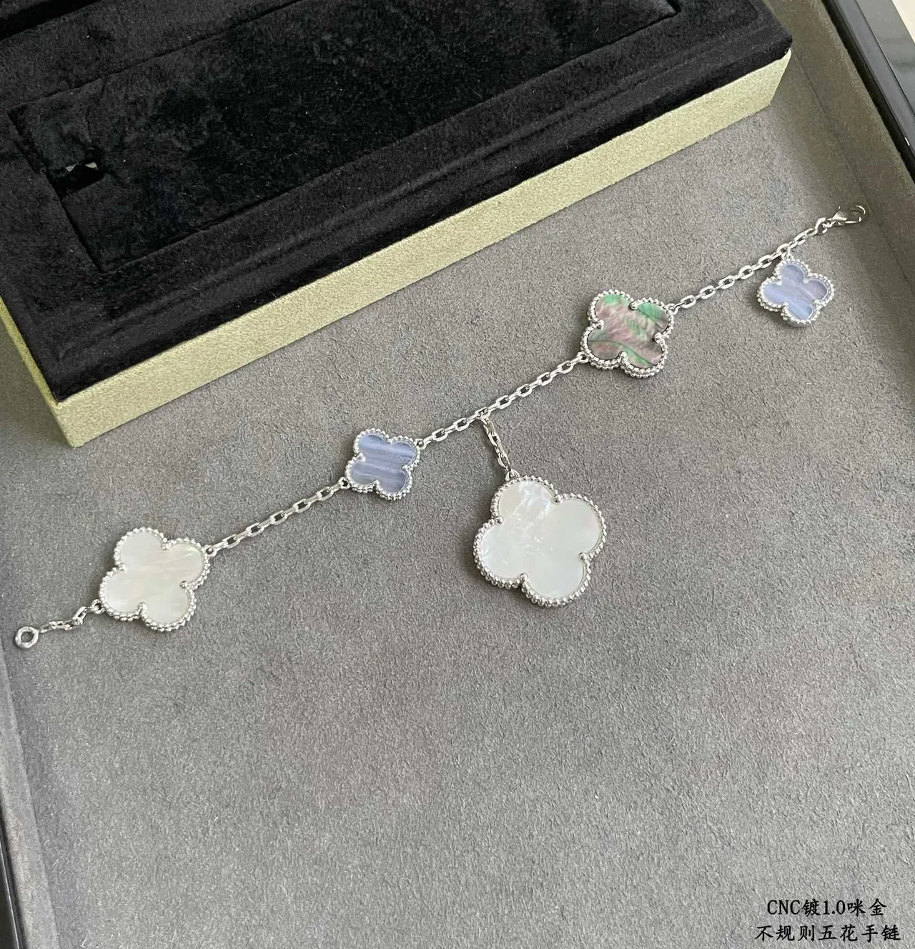 Silver-Toned Five Clover Mother-of-Pearl Inlay Bracelet 4