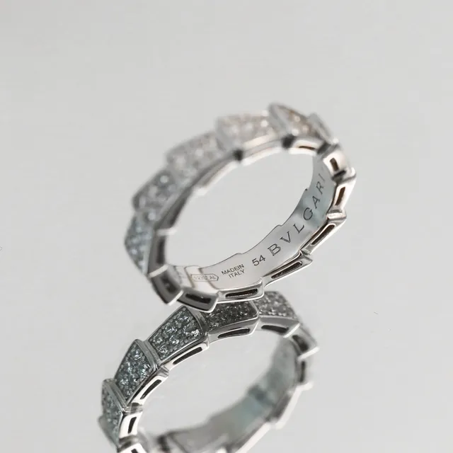 Silver-Toned Geometric Pavé Ring 2