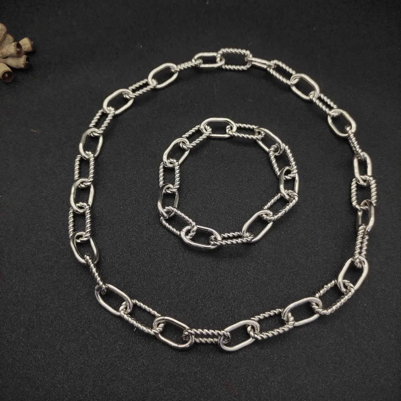 Silver Twisted Rope and Oval Link Chunky Chain Necklace 2