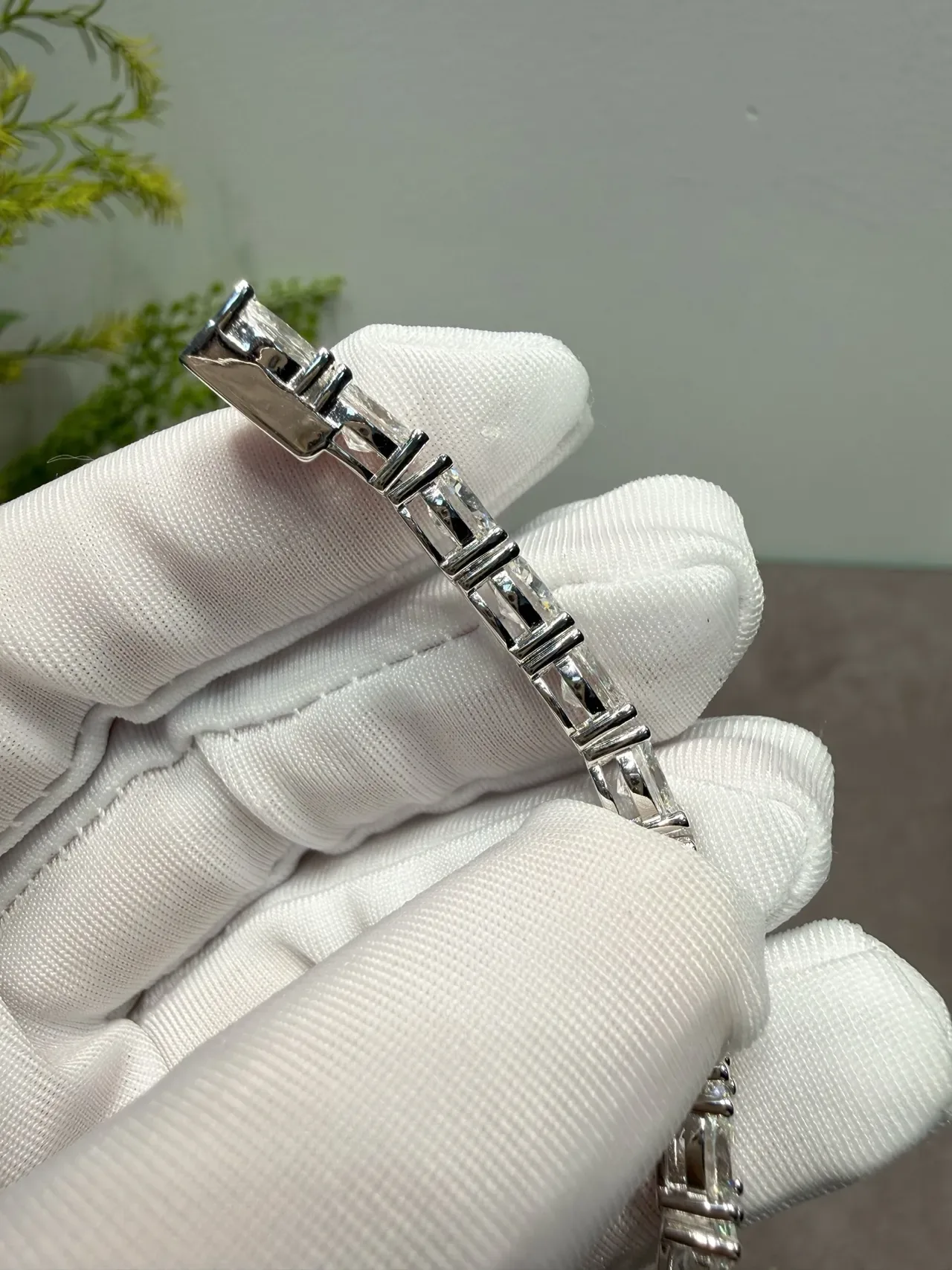 Silver Yellow Oval-Cut Stones Prong-Set Bracelet 7