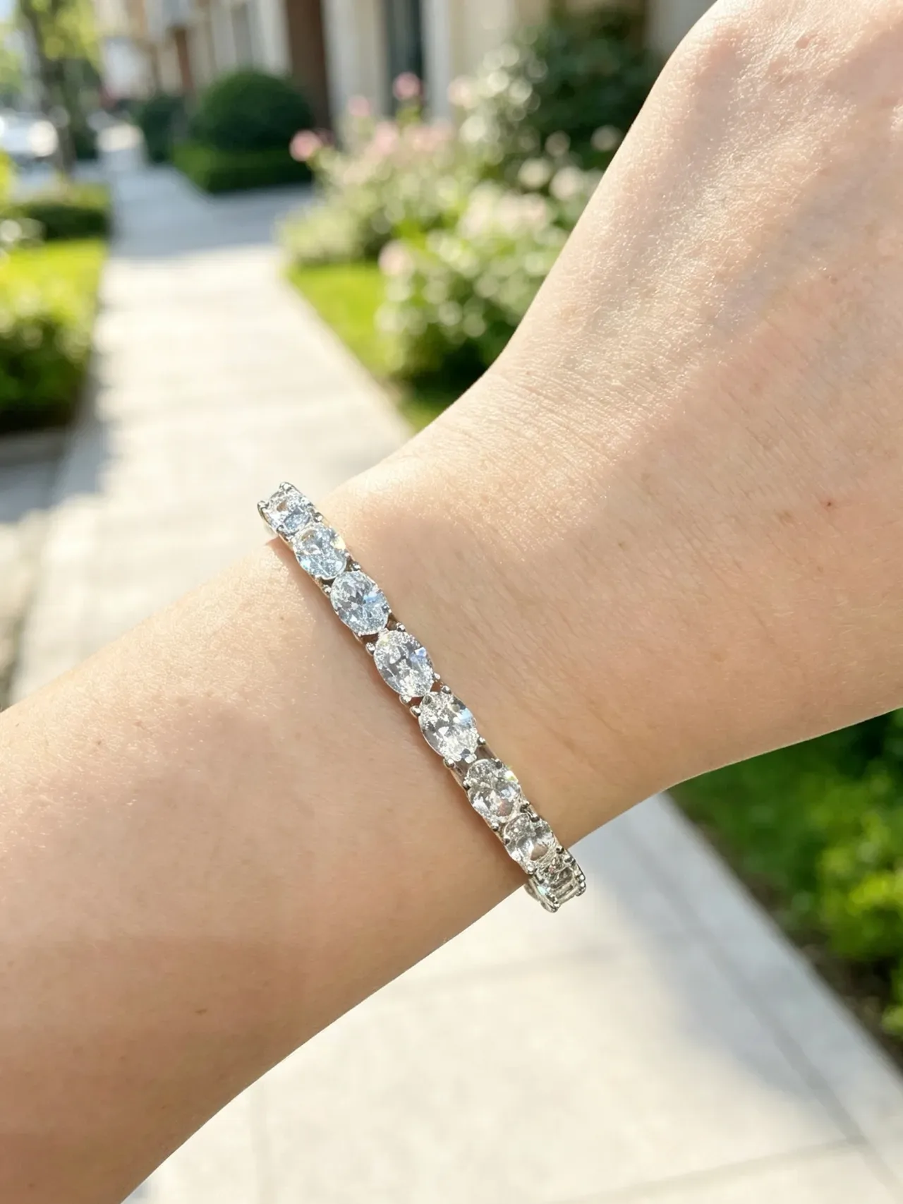 Silver Yellow Oval-Cut Stones Prong-Set Bracelet 8