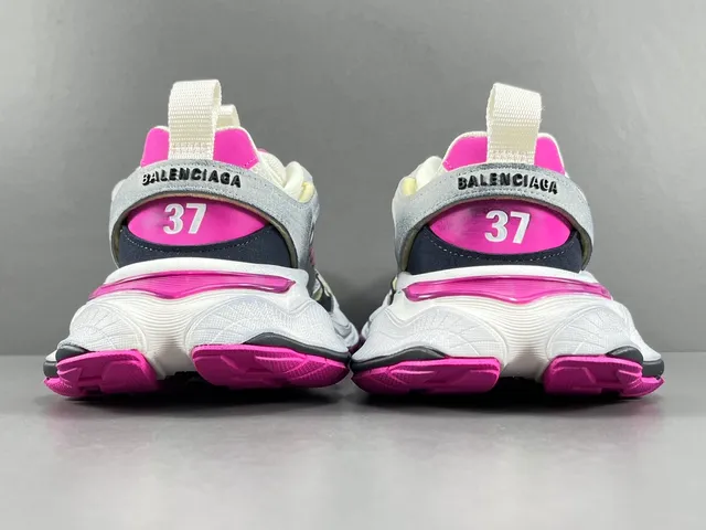 Skechers White Pink Silhouette Multi-Layered Midsole Chunky Sneakers 17