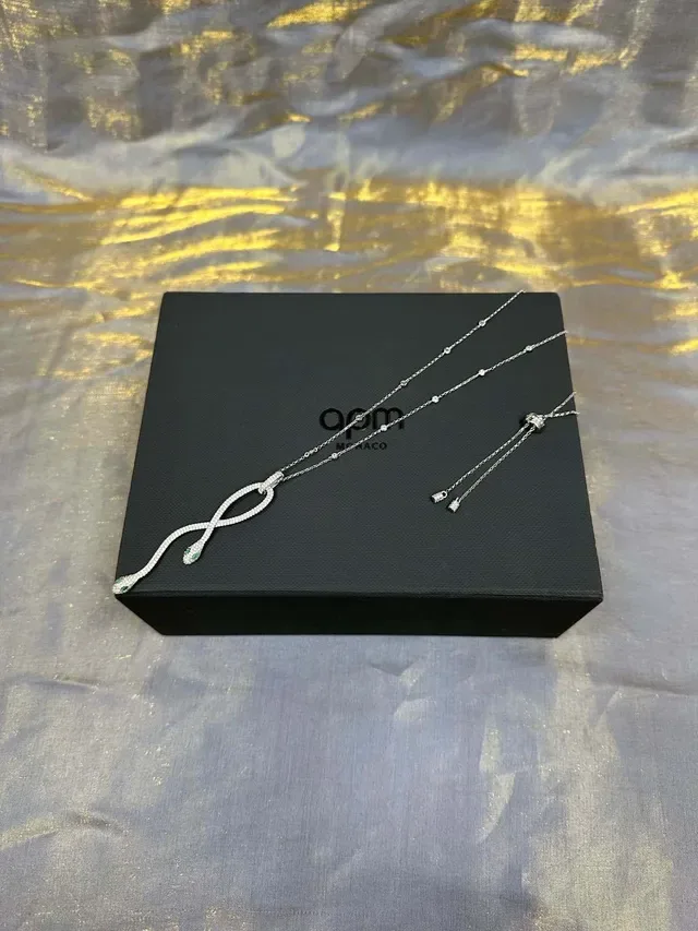 Snake Motif Pavé-Set Infinity Loop Pendant Necklace 5