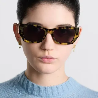 Tortoiseshell Angular Cat-Eye Sunglasses