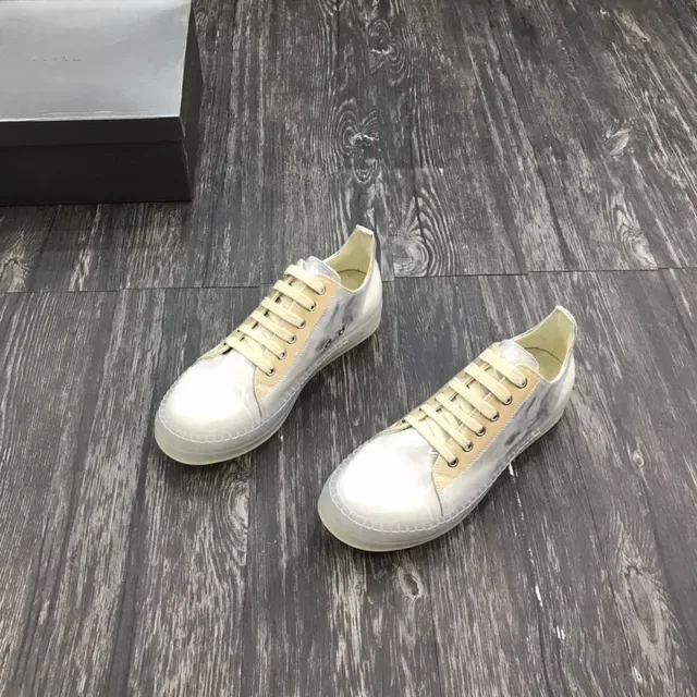 Transparent Glossy Upper Beige Accent Low-Top Lifestyle Sneakers 9