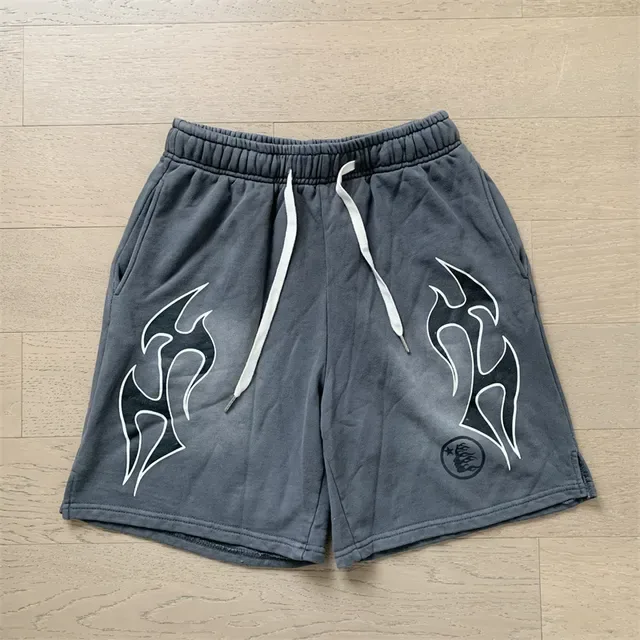 Tribal Flame Graphic Drawstring Shorts 24