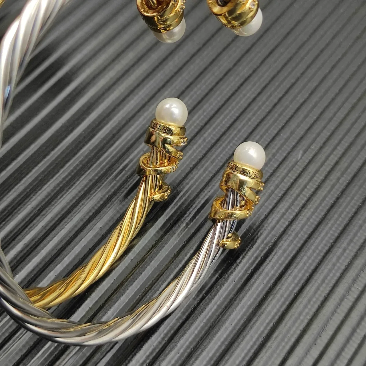 Twisted Cable Pearl and Diamond Bracelet 3