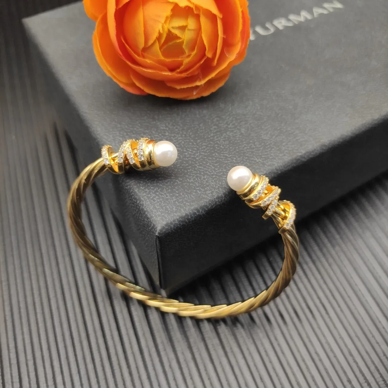 Twisted Cable Pearl and Diamond Bracelet 5