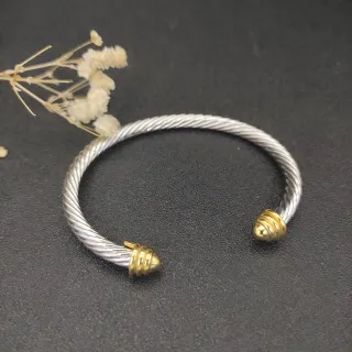 Pulsera de Cable Trenzado Dos Tonos Abierta