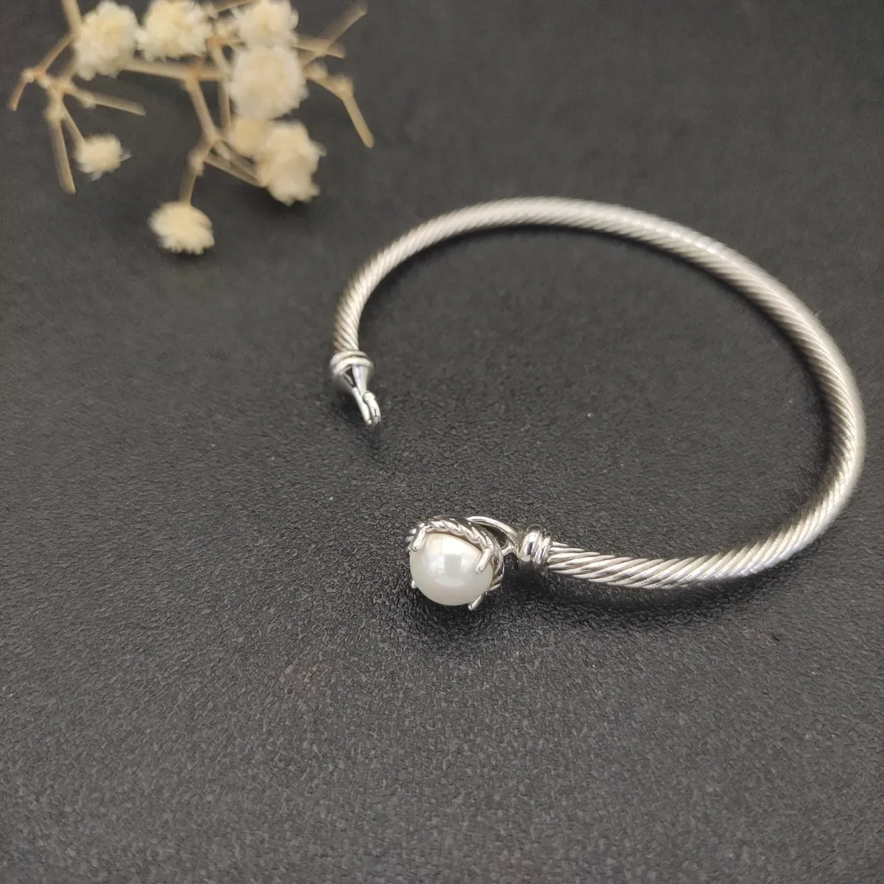 Twisted Cable Wire Pearl Focal Point Bracelet 9