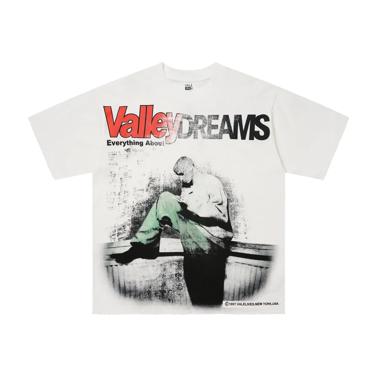 Vale Valley Dreams Graphic Print T-Shirt 11