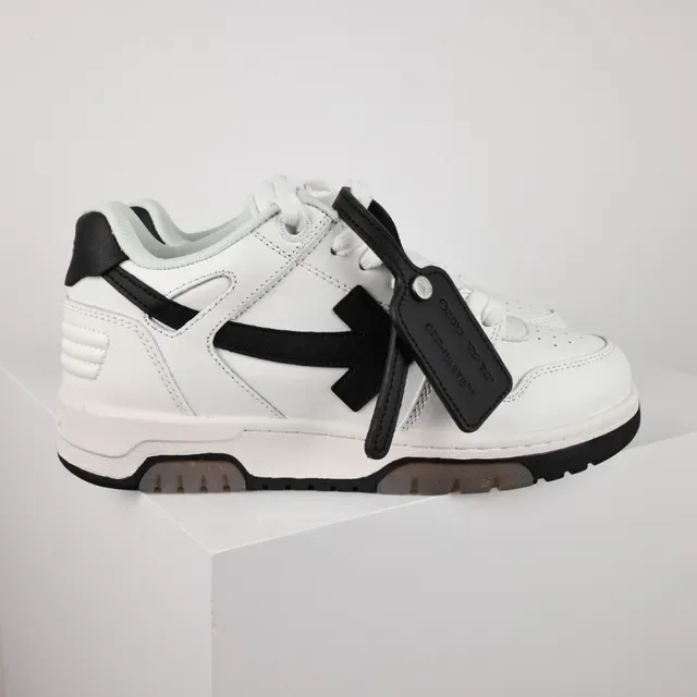 White and Black Arrow Logo Lifestyle Sneaker 3