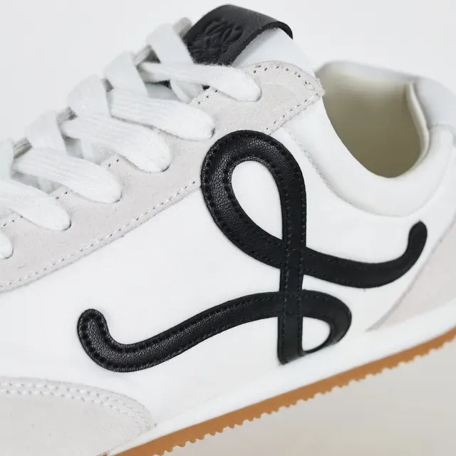 White and Black Script Logo Lifestyle Sneakers 6
