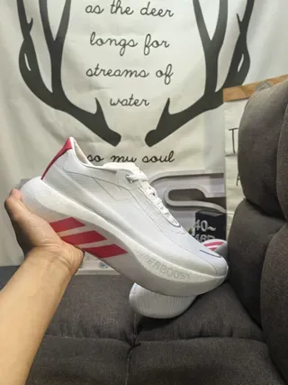 White and Red Chunky Sole Lifestyle Sneakers 5