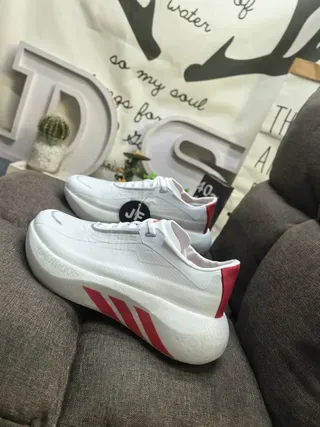 White and Red Chunky Sole Lifestyle Sneakers 7