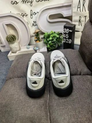 White Gradient Stripe Lifestyle Sneakers 8