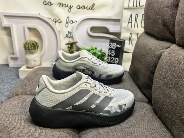 White Gradient Stripe Lifestyle Sneakers 11