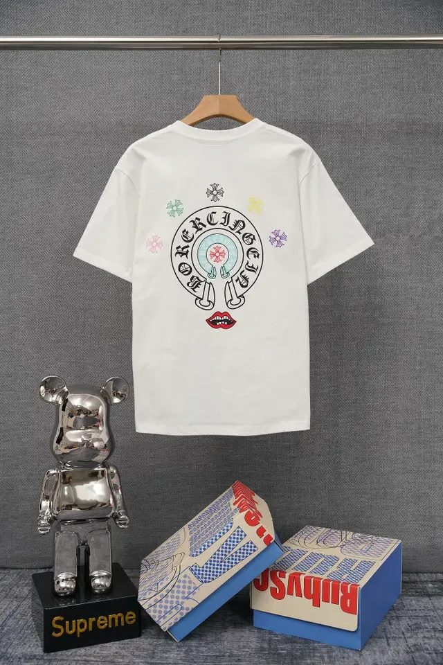 White Graphic-Print Crewneck Short-Sleeve T-Shirt 2