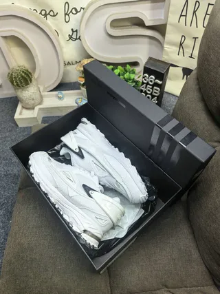 White Gray Sole Layered Mesh And Synthetic Upper Chunky Sneakers 3