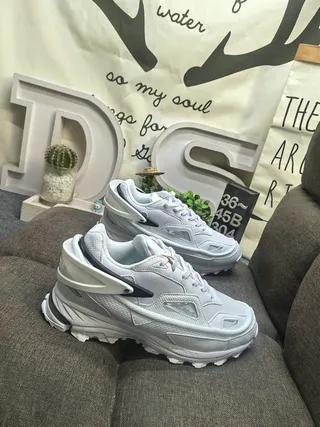 White Gray Sole Layered Mesh And Synthetic Upper Chunky Sneakers 9