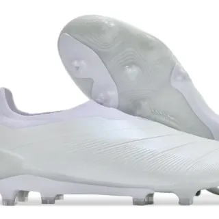 White Low-Cut Sock-Fit Firm-Ground Soccer Shoes