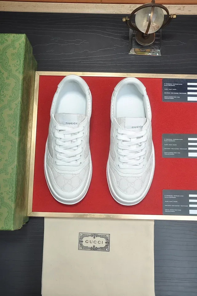 White Platform Sole Perforated Heel Tab Sneakers 2