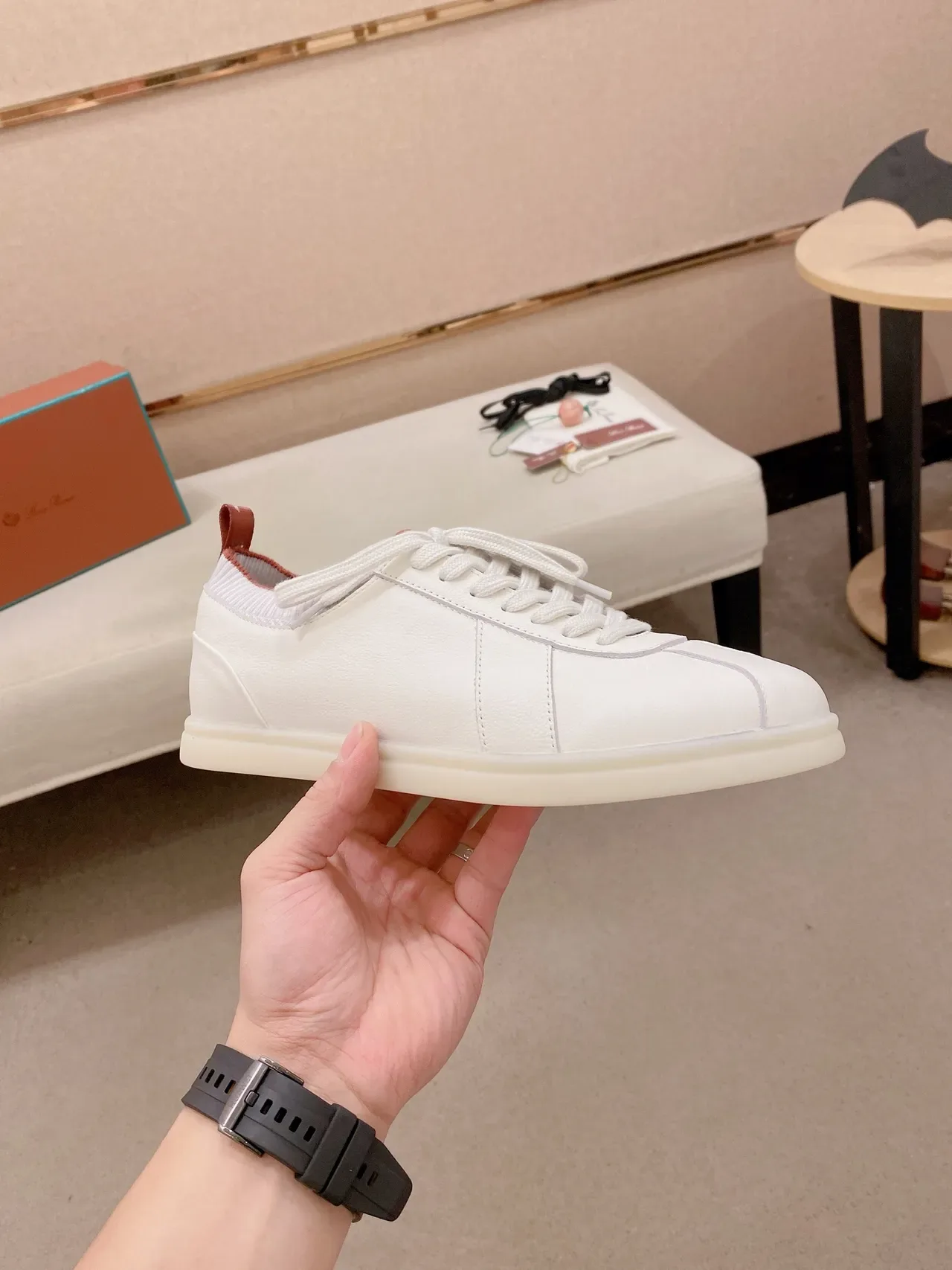 White Red Low-Top Knit Collar Sneakers 4
