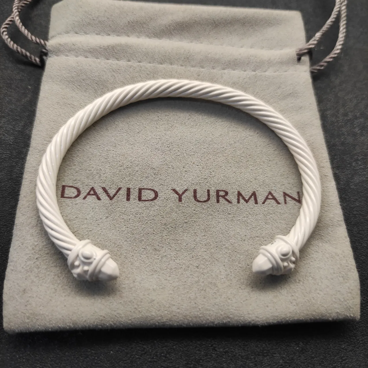 White Twisted Rope Cable Sculpted Conical End Caps Bracelet 6