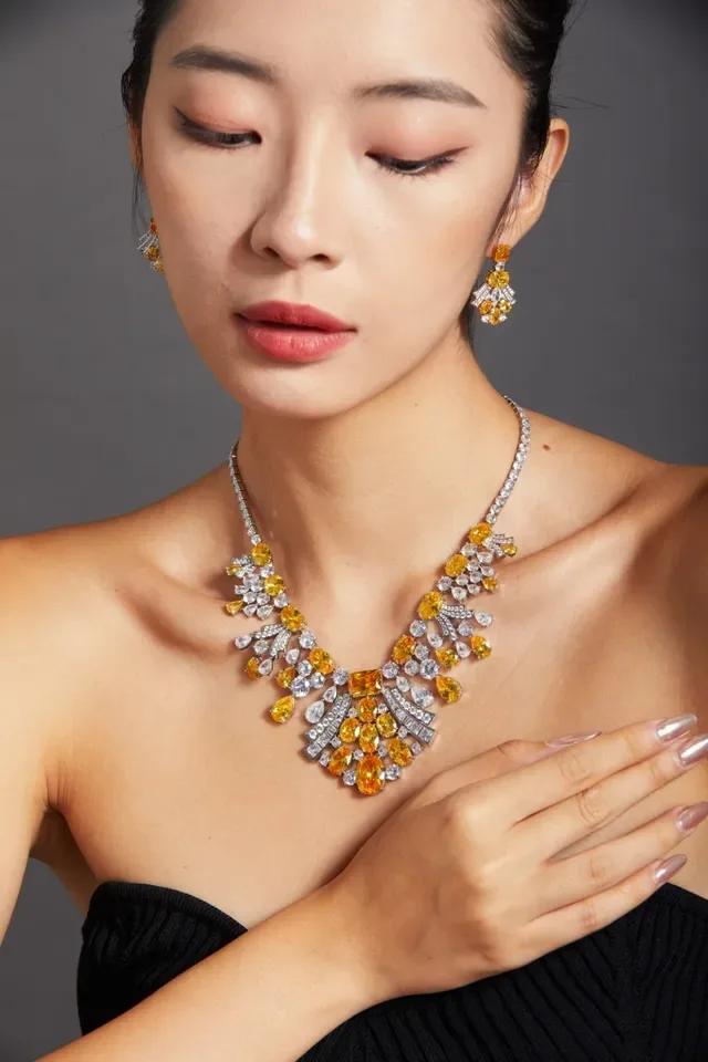 Yellow and Clear Gemstone Bib-Style High Jewelry Necklace 6